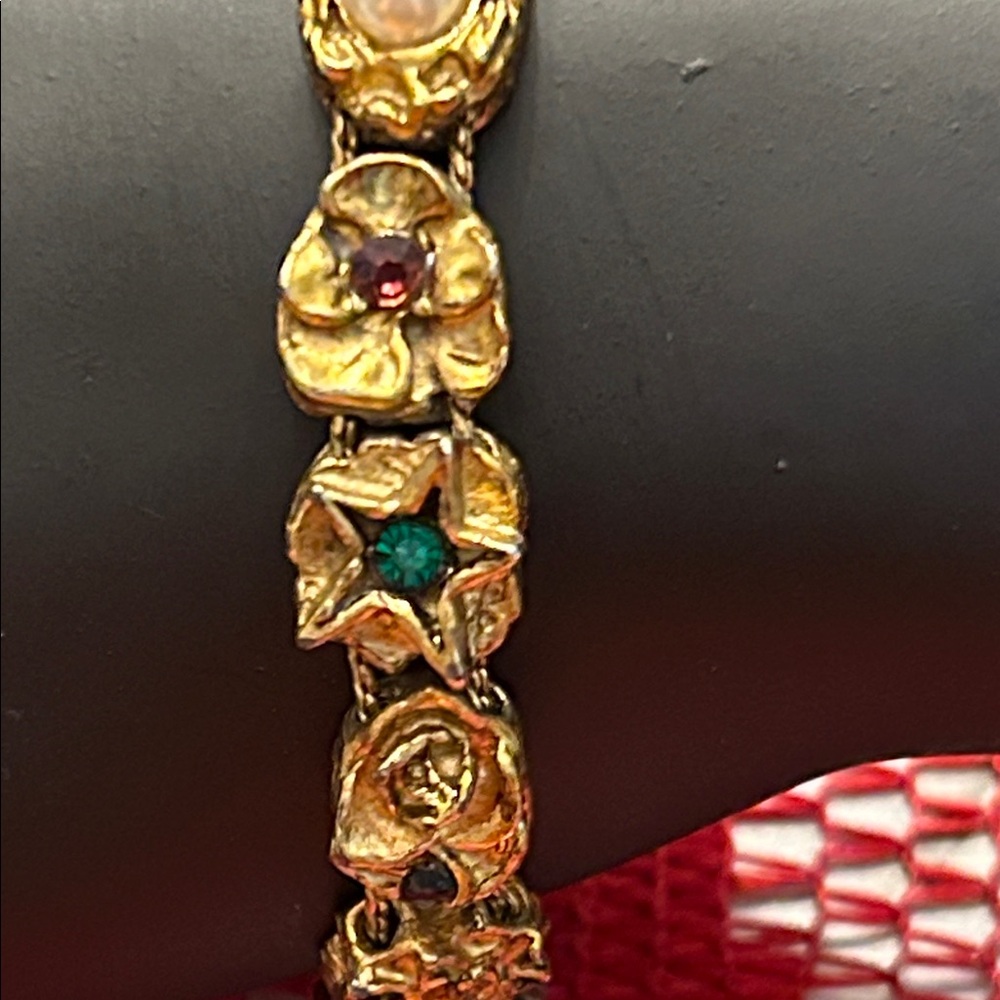 Elegant Mid Century Gold Tone Bracelet